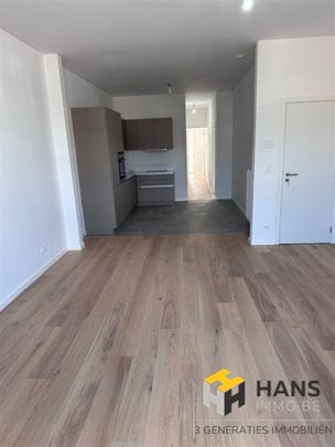 Stijlvol Art Deco appartement in hartje stad – volledig gerenoveerd! - Photo 1