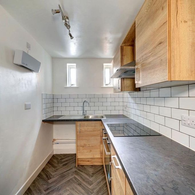 1 bedroom property to rent - Photo 1