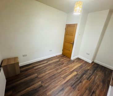 Bedsit, Cheviot House, N16 - Photo 5