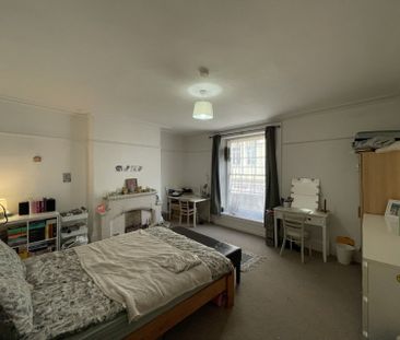 Market Strand, Falmouth - Photo 3