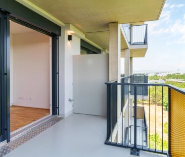 Ruhige Wohnung mit Balkon und Blick in den grünen Kurpark! - Foto 3