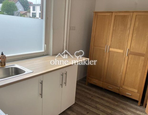 Voll möblierte renovierte 2-Zimmer-Wohnung mit Stellplatz - Foto 1