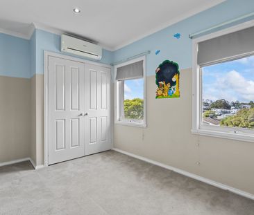 COMFORTABLE LIVING AND WELL LOCATED - Photo 4