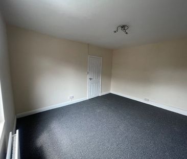 3 Bed Terraced House, Oban Street, LS12 - Photo 2