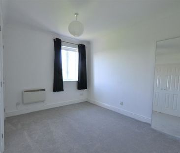 3 bedroom apartment to rent - Photo 6