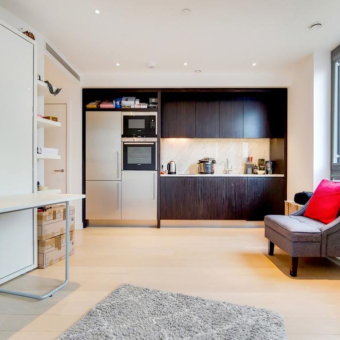 Studio to rent - Photo 1