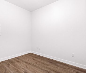 For Lease - 4130 Parkside Village Drive Unit# 1808, Mississauga, On... - Photo 4