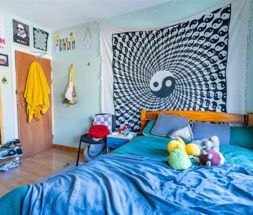 4 bedroom house to rent - Photo 1