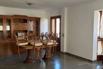 Alquiler de piso en Centro Ciudad - El Carmen