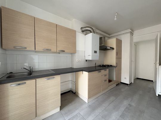 Location Appartement 3 pièces 62m² AUBAGNE 13400 - Photo 1