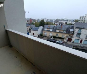 Studio 30 M² ORLEANS DUNOIS - Photo 4