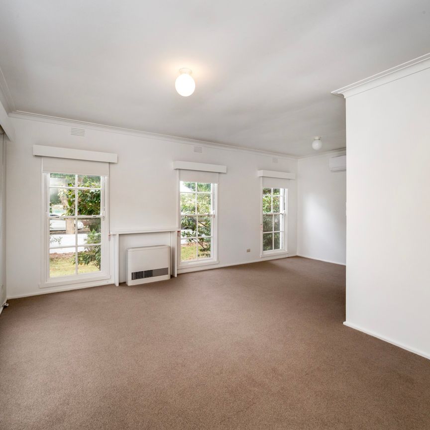 1/3 Park Avenue, Glen Huntly VIC 3163 - Apartment For Rent | Domain - Photo 1