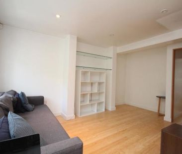1 bedroom flat to rent - Photo 6