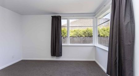 Newly renovated 7 bedroom student accommodation! - Photo 3