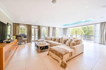 5 bedroom detached house to rent - Photo 3