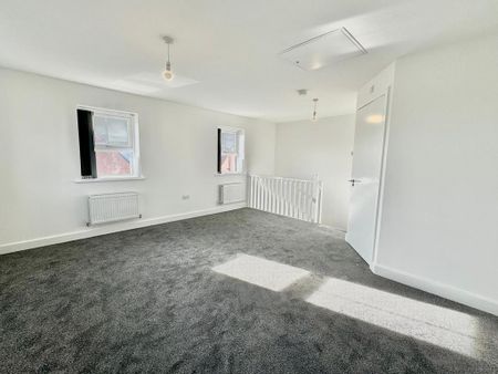 2 bedroom terraced house to rent - Photo 2