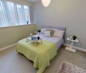 2 Bedroom Town House - Photo 2