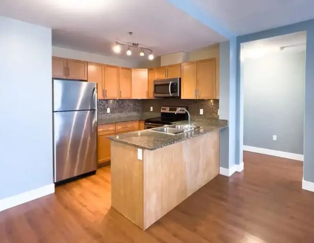 2 Bed/2 bath Apartment in the vibrant area of Bridgeland | 511 - 955 McPherson Road Northeast, Calgary - Photo 1