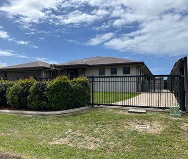 12 Lancaster Way, 4740, Ooralea - Photo 5