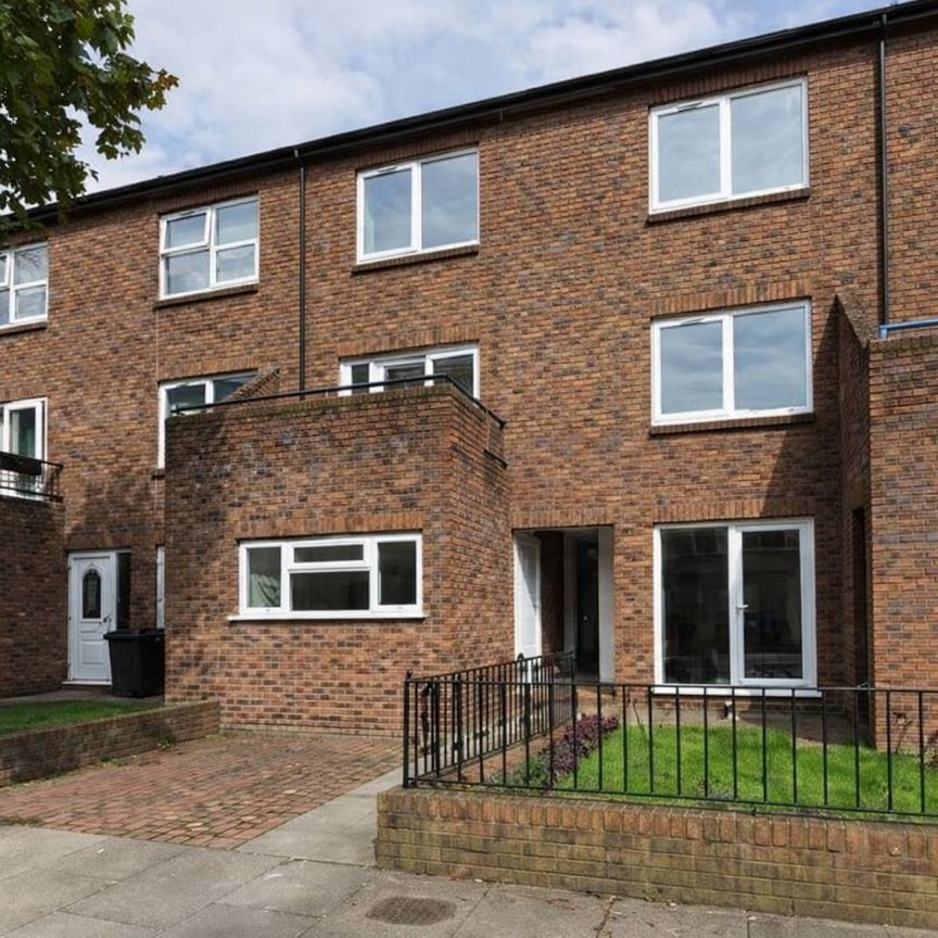 Bedsit, Plevna Crescent, N15 - Photo 1