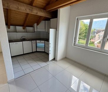 Schöne Dachwohnung! Ihr neues Zuhause im Zuchwil! - Photo 2