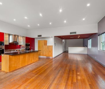 SEEKING 6 MONTH LEASE- Sophisticated Upper-Level Apartment with Dou... - Photo 4