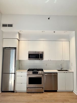 Showcase Lofts #107 - Photo 1