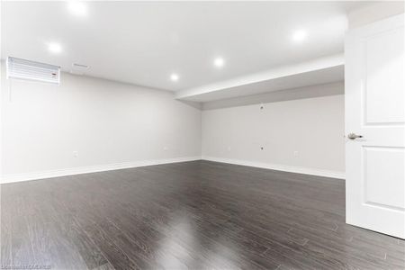 For Lease - 3136 Post Road, Oakville, Ontario - Photo 2