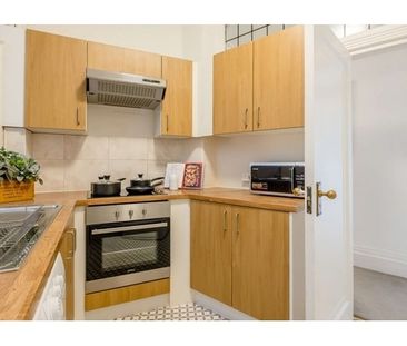 2 Bed Flat, Strathmore Court, NW8 - Photo 1