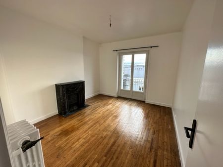 A louer Brest Centre Siam/Triangle d'or T3 dernier étage REFAIT A NEUF - Photo 2