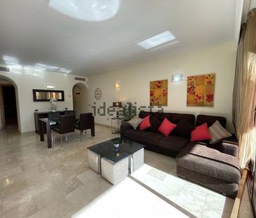 Alquiler de piso en Calle Hinojo, 91 b - Photo 2