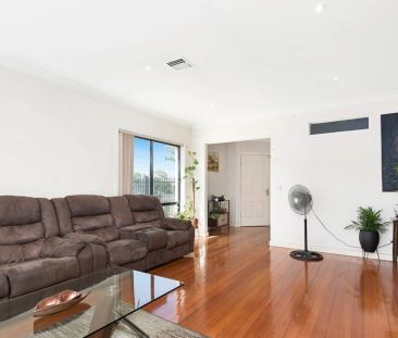 Unit 1/421 Middleborough Road, Box Hill. - Photo 4