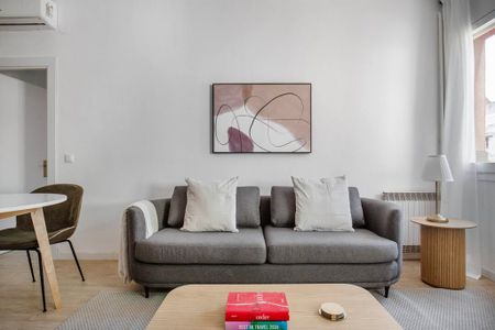 Carrer de Ramon Miquel i Planas, Barcelona, Catalonia 08034 - Photo 3