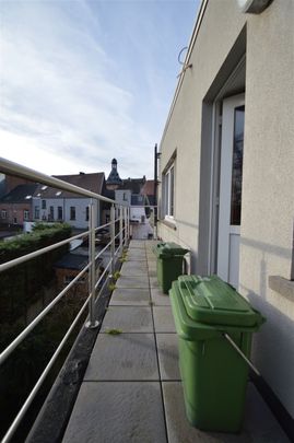 Gezellig en ruim gerenoveerd appartement op wandelafstand van station en centrum - Photo 1