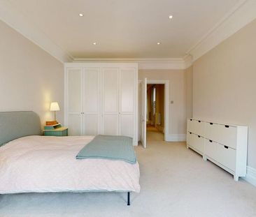 3 bedroom flat to rent - Photo 5