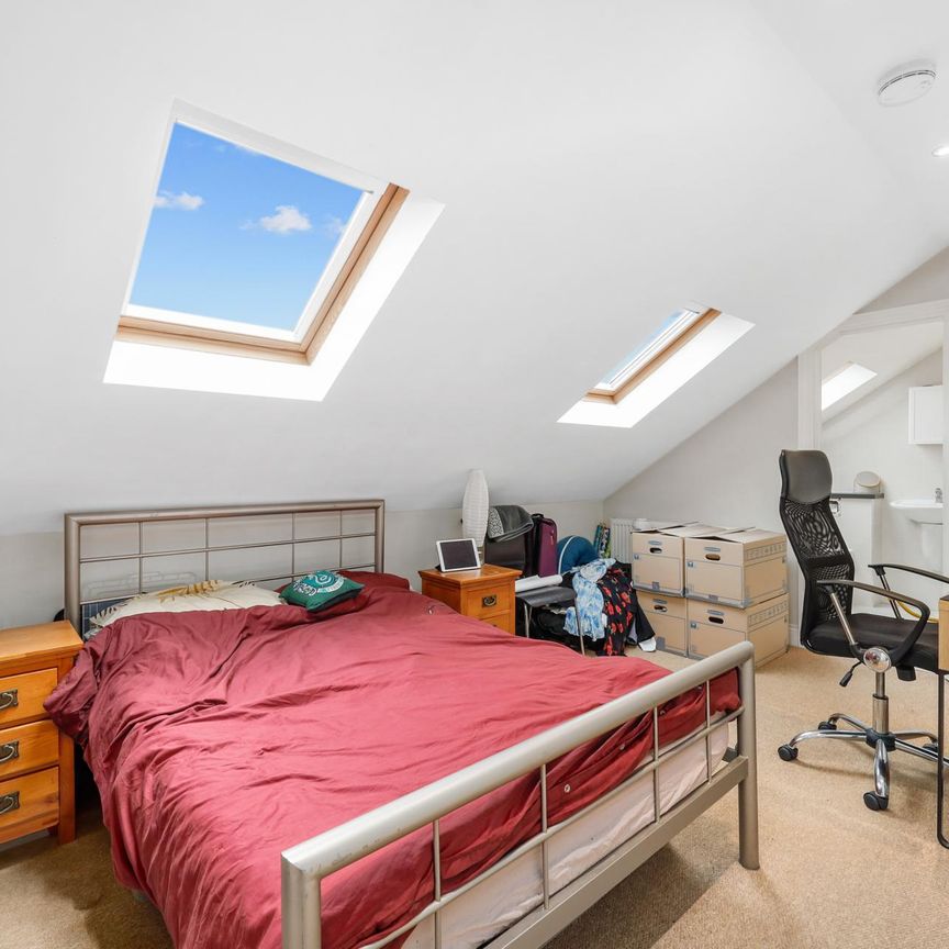 Churchpath - Photo 1