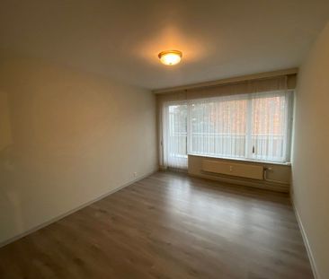 Knap gerenoveerd instapklaar appartement te Hasselt - Photo 3