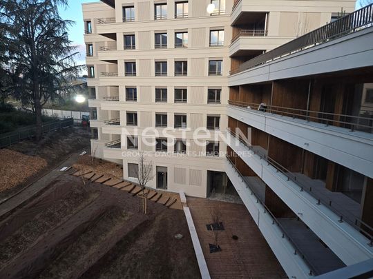 Appartement 3 Pièces avec Terrasse et Parking dans immeuble de 2025 La Clairière - 69500 BRON - Photo 1