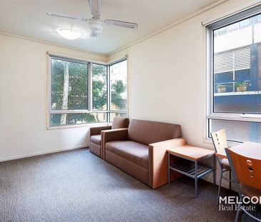 COLLEGE SQUARE ONE BEDROOM, ONE BATHROOM - FURNISHED - Photo 2
