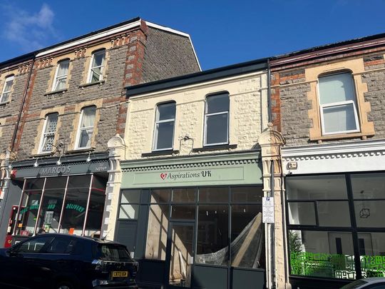 3 bedroom flat to rent - Photo 1