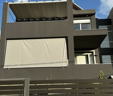 Ενοικίαση κατοικίας, 150 τ.μ., Βάρη, 2.500 € - Photo 2