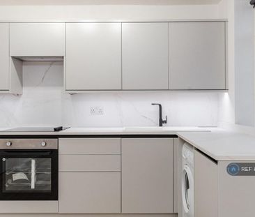 1 bedroom flat to rent - Photo 6