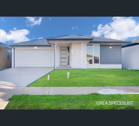 60 Templetonia Circuit, Mickleham, Vic 3064 - Photo 2