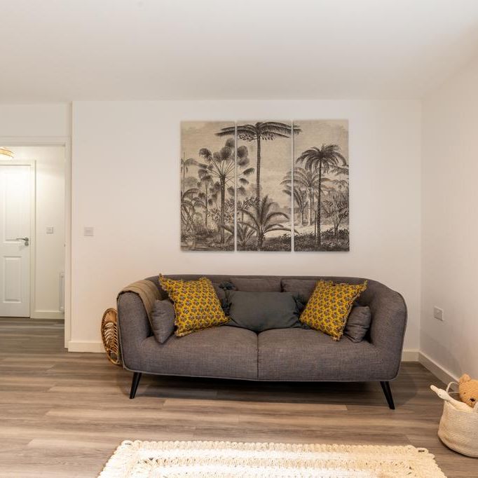 1 bedroom flat to rent - Photo 1