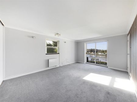 4 bedroom detached house to rent - Photo 2