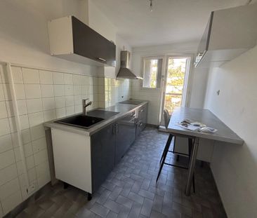 Location Appartement 1 pièce 38m² NICE 06100 - Photo 2