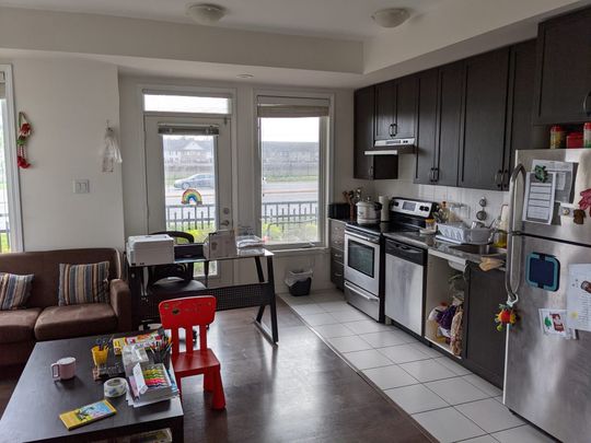 For Lease - 54 Sky Harbour Drive Unit# 104, Brampton, Ontario - Photo 1