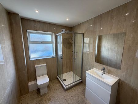 2 Bed Flat, Selsdon Road, CR2 - Photo 5
