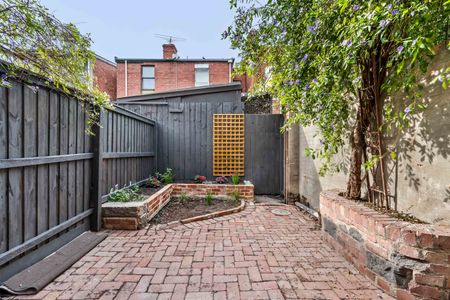 76 Heath Street, Port Melbourne VIC 3207 - House For Rent | Domain - Photo 4