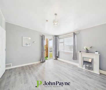 Charminster Drive, Styvechale, Coventry, CV3 5AA - Photo 3